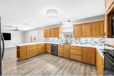 433 W Klein Road, New Braunfels, TX 78130 - Photo 15