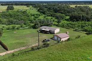 2610 Wendel Rd, Meyersville, TX 77974 - Photo 5
