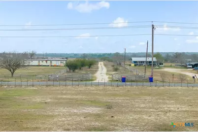 4025 County Road 284, Harwood, TX 78632 - Photo 33