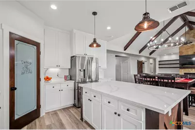 405 Battle Dr, Goliad, TX 77963 - Photo 11