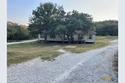 136 Sonnyland Drive, Canyon Lake, TX 78133 - Photo 3