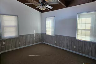 265 Sandy Oaks Dr, Seguin, TX 78155 - Photo 11