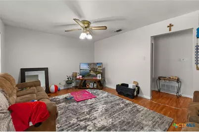 318 Craddock Avenue, San Marcos, TX 78666 - Photo 9