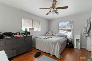 318 Craddock Ave, San Marcos, TX 78666 - Photo 11