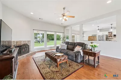 424 N Crawford Lane, Bartlett, TX 76511 - Photo 17