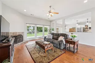 424 N Crawford Ln, Bartlett, TX 76511 - Photo 17