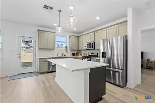 2906 Vista Pkwy, New Braunfels, TX 78130 - Photo 1