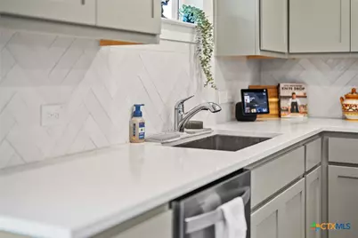 2906 Vista Parkway, New Braunfels, TX 78130 - Photo 13