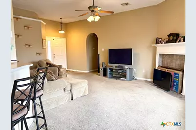 915 Neuberry Cliffe, Temple, TX 76502 - Photo 5