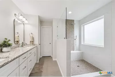 424 N Crawford Lane, Bartlett, TX 76511 - Photo 13