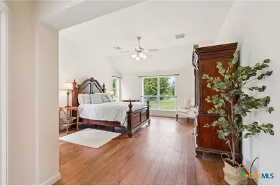 424 N Crawford Lane, Bartlett, TX 76511 - Photo 11