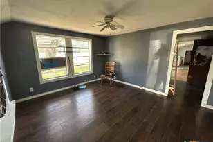 1109 E Power, Victoria, TX 77901 - Photo 5