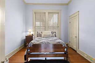 418 S Santa Clara Ave, New Braunfels, TX 78130 - Photo 25