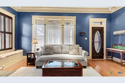 418 S Santa Clara Avenue, New Braunfels, TX 78130 - Photo 7