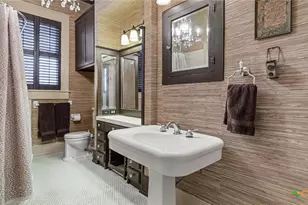 418 S Santa Clara Ave, New Braunfels, TX 78130 - Photo 27