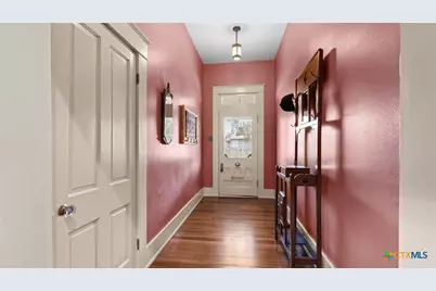 418 S Santa Clara Avenue, New Braunfels, TX 78130 - Photo 19