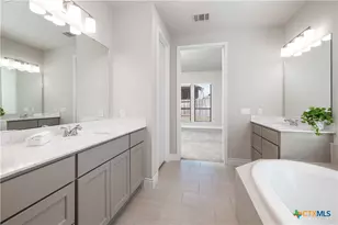 636 Vireos St, New Braunfels, TX 78132 - Photo 13