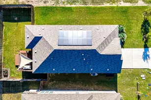 1819 Sadie Lark Ln, New Braunfels, TX 78130 - Photo 43