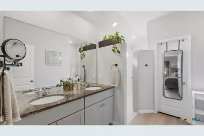 1819 Sadie Lark Lane, New Braunfels, TX 78130 - Photo 15