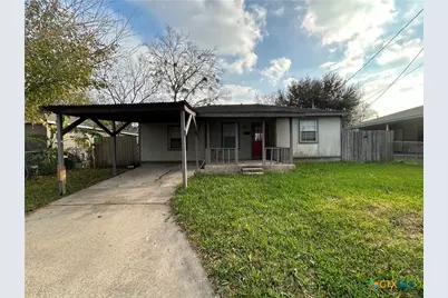 705 E Hiller, Victoria, TX 77901 - Photo 1