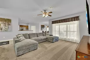 2219 Sun Chase Blvd, New Braunfels, TX 78130 - Photo 5