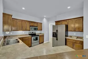 2219 Sun Chase Blvd, New Braunfels, TX 78130 - Photo 3