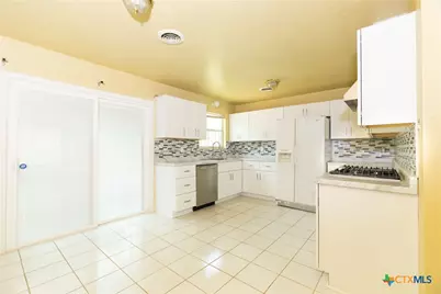 3003 Zephyr Road, Killeen, TX 76543 - Photo 3