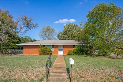 506 E Avenue T, Belton, TX 76513 - Photo 1