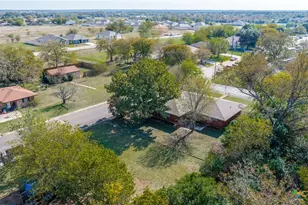 506 E Avenue T, Belton, TX 76513 - Photo 5