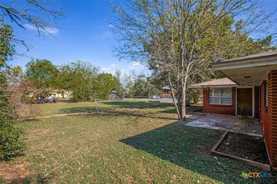 506 E Avenue T, Belton, TX 76513 - Photo 11