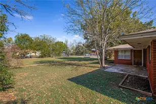 506 E Avenue T, Belton, TX 76513 - Photo 11