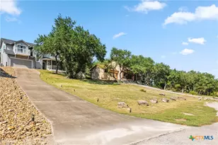 1711 Lake Bluff, Canyon Lake, TX 78133 - Photo 3
