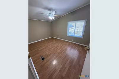 519 Royal Oak Drive, Canyon Lake, TX 78133 - Photo 9