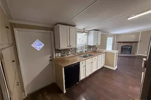 519 Royal Oak Dr, Canyon Lake, TX 78133 - Photo 17