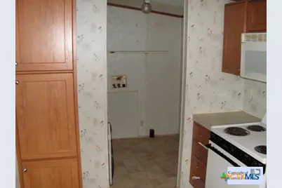 106 Gbrv Loop, Canyon Lake, TX 78133 - Photo 13