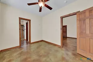 1650 Gruene Vineyard Crossing, New Braunfels, TX 78130 - Photo 9