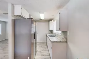 1351 Spitz Kegel View Dr, Canyon Lake, TX 78133 - Photo 11