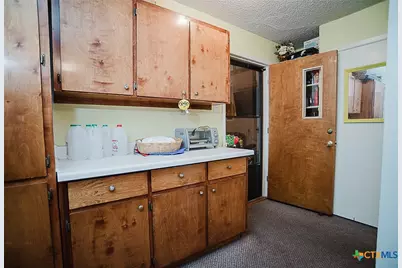 1551 Willow Creek Road, Seguin, TX 78155 - Photo 17