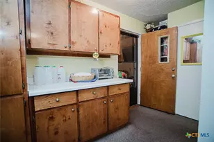 1551 Willow Creek Rd, Seguin, TX 78155 - Photo 17