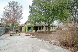 1551 Willow Creek Rd, Seguin, TX 78155 - Photo 33