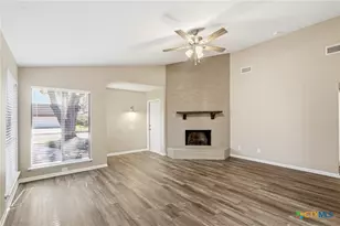 509 Ivanhoe Dr, Victoria, TX 77901 - Photo 11