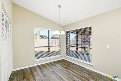 509 Ivanhoe Drive, Victoria, TX 77901 - Photo 17