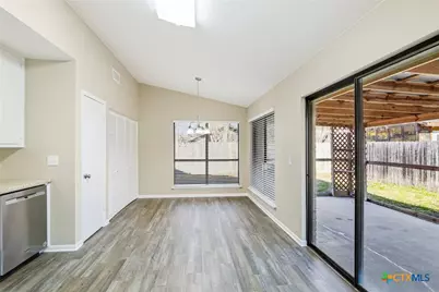 509 Ivanhoe Drive, Victoria, TX 77901 - Photo 21