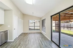 509 Ivanhoe Dr, Victoria, TX 77901 - Photo 21