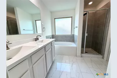 216 Star Pass, Jarrell, TX 76537 - Photo 17