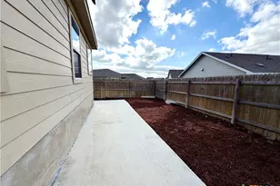 216 Star Pass, Jarrell, TX 76537 - Photo 25