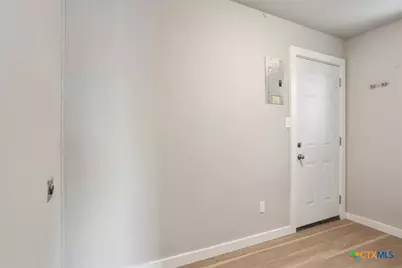 809 E 12th Avenue, Belton, TX 76513 - Photo 19