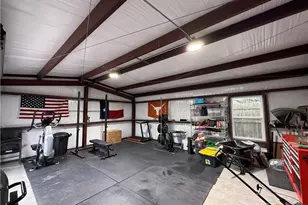 213 Sparrow Ln, Victoria, TX 77905 - Photo 39