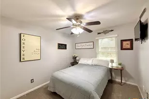 213 Sparrow Ln, Victoria, TX 77905 - Photo 31