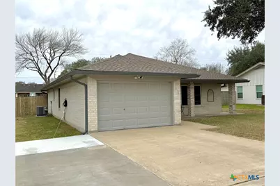 213 Sparrow Lane, Victoria, TX 77905 - Photo 3